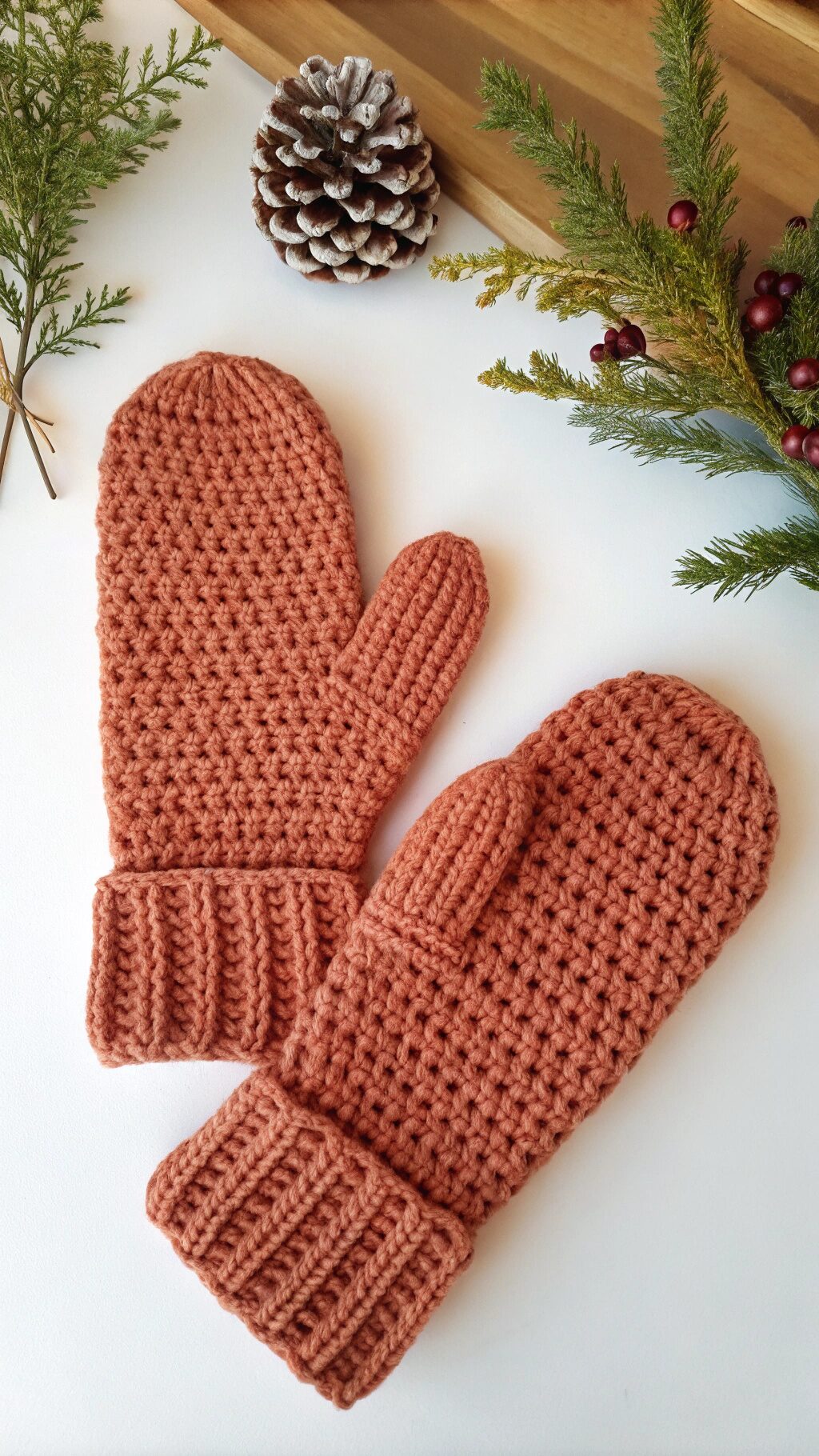 Classic Solid Color Mittens