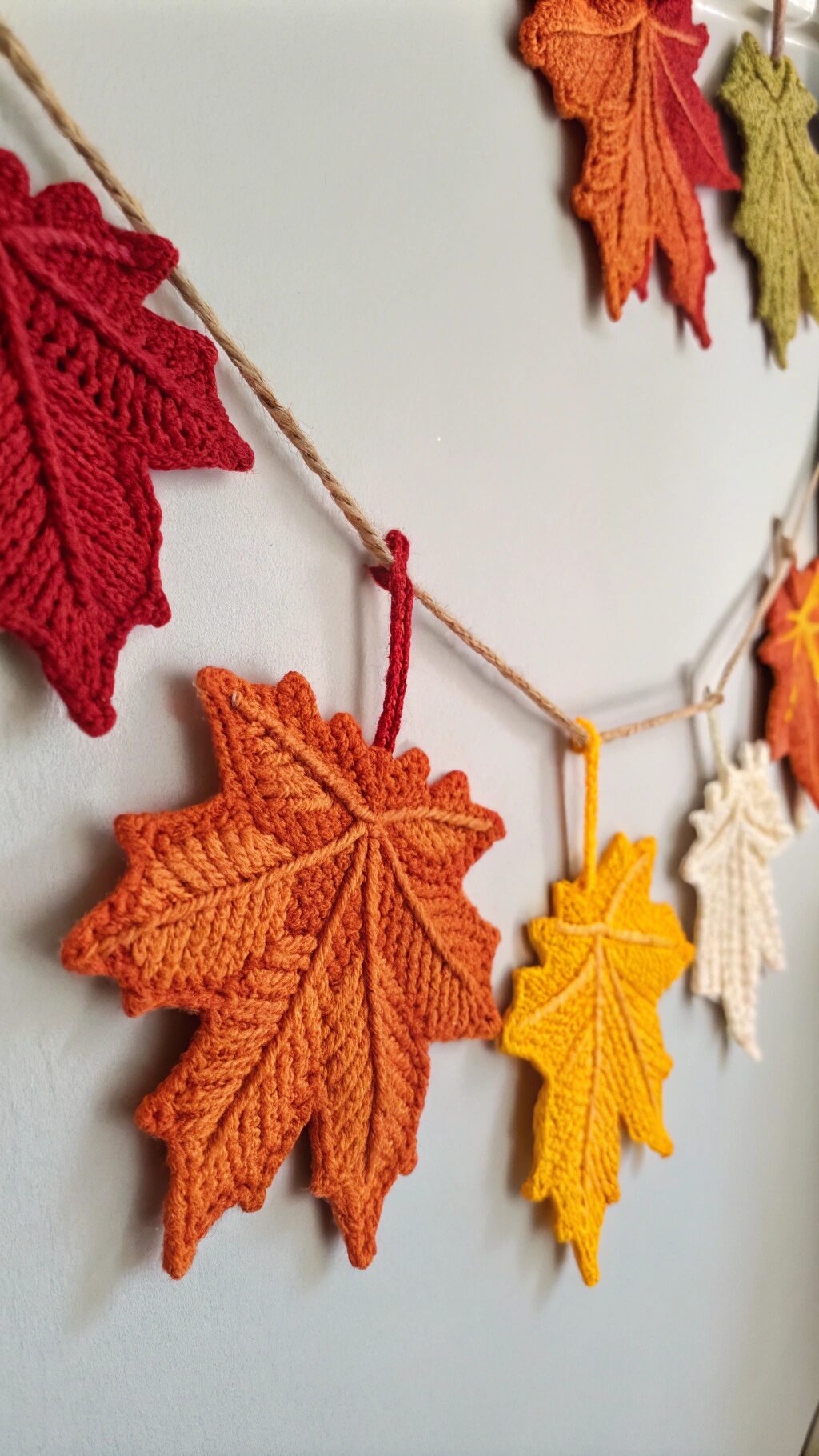 Seasonal Leaf Garland